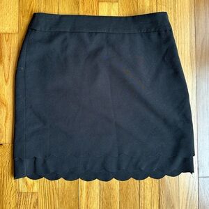 Black scalloped pencil skirt - 8P